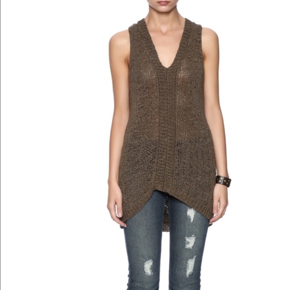 Michael Stars Tops - Michael Stars Crossover Sweater Tank size small